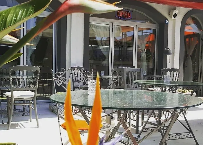 Aparthotel Marina Sahil