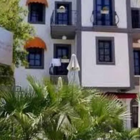 Apart Otel Marina Sahil Çeşme