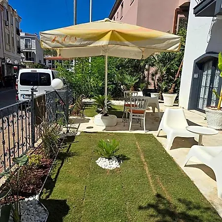 Hotel apartamentowy Marina Sahil