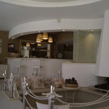 Marina Sahil Aparthotel